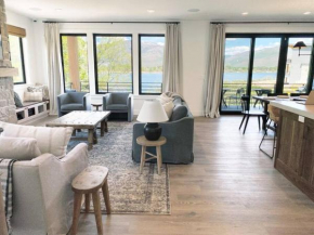 Luxury Ski Home 5 min from SnowBasin, 50' from Pineview Lake